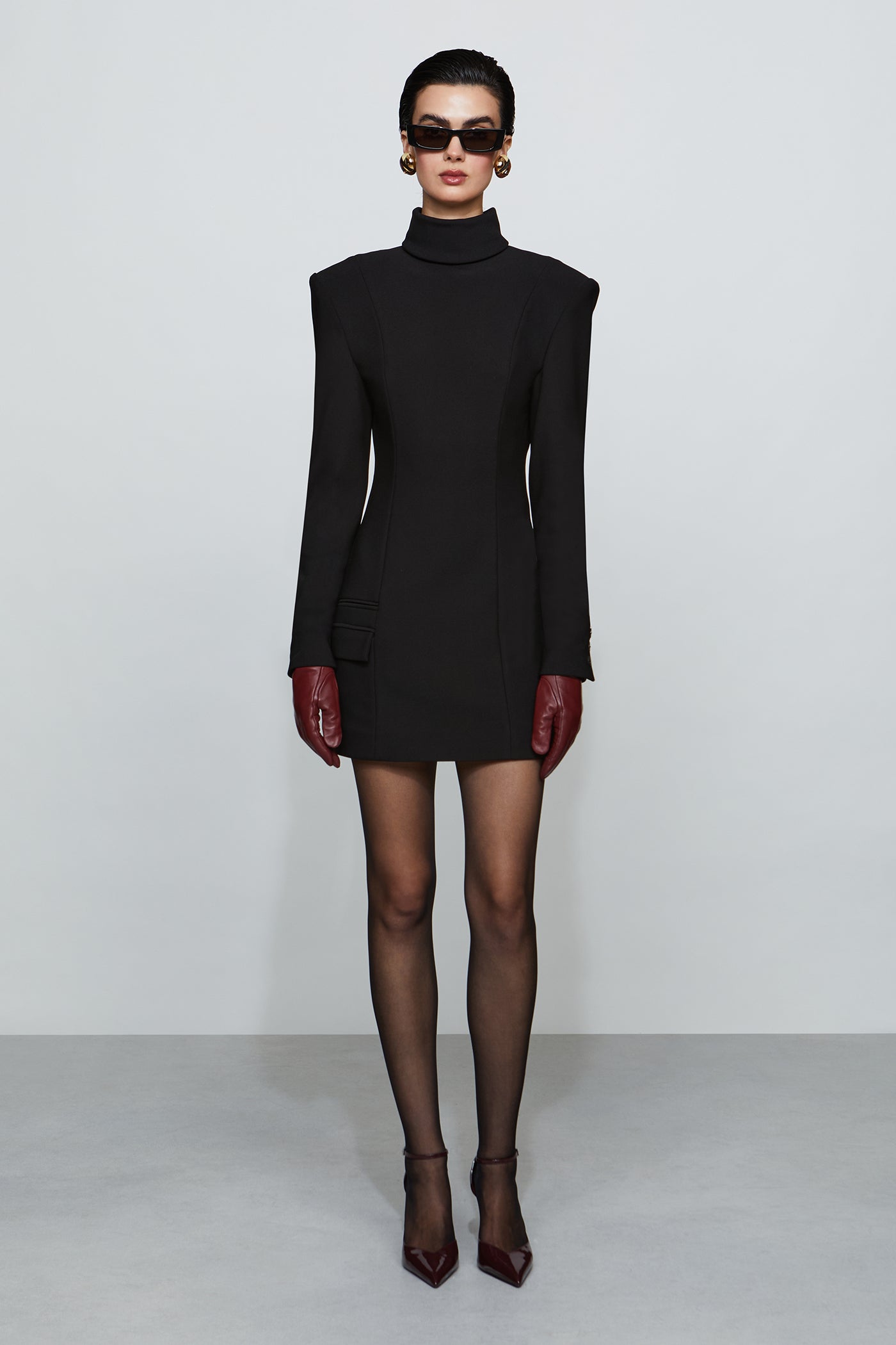 Iris Mini Dress 4 / Black Iris Mini Dress 4 / Black
