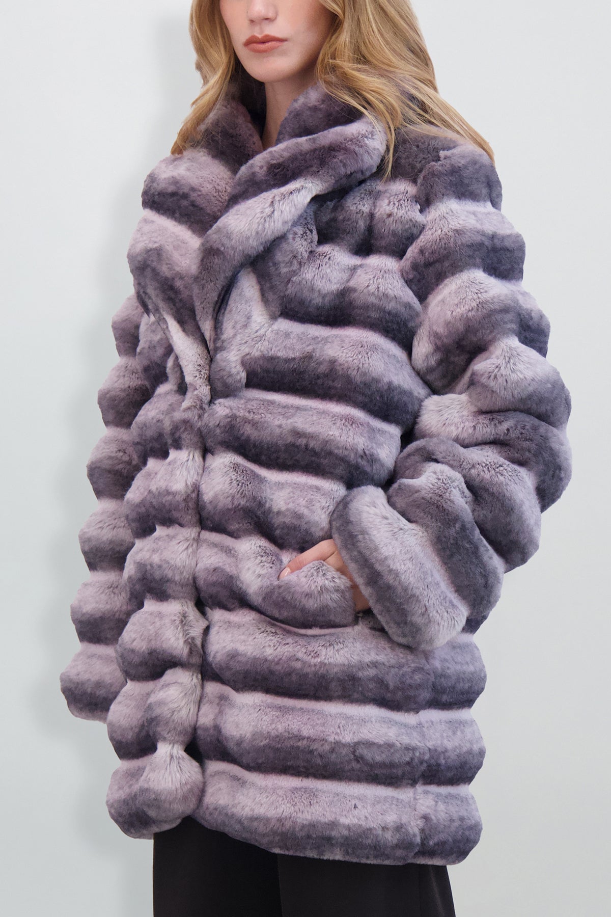 Fur-Free Chinchilla Stroller