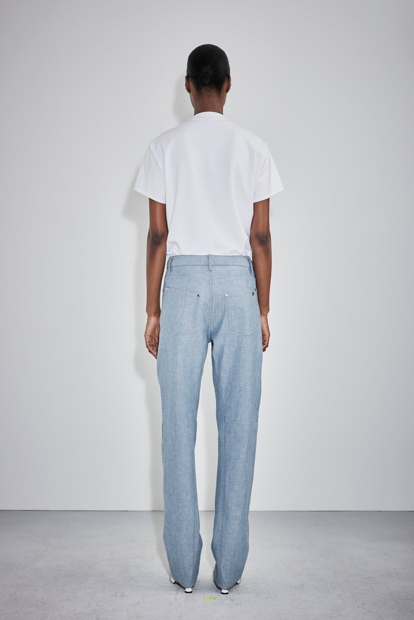 THE EASTON JEAN